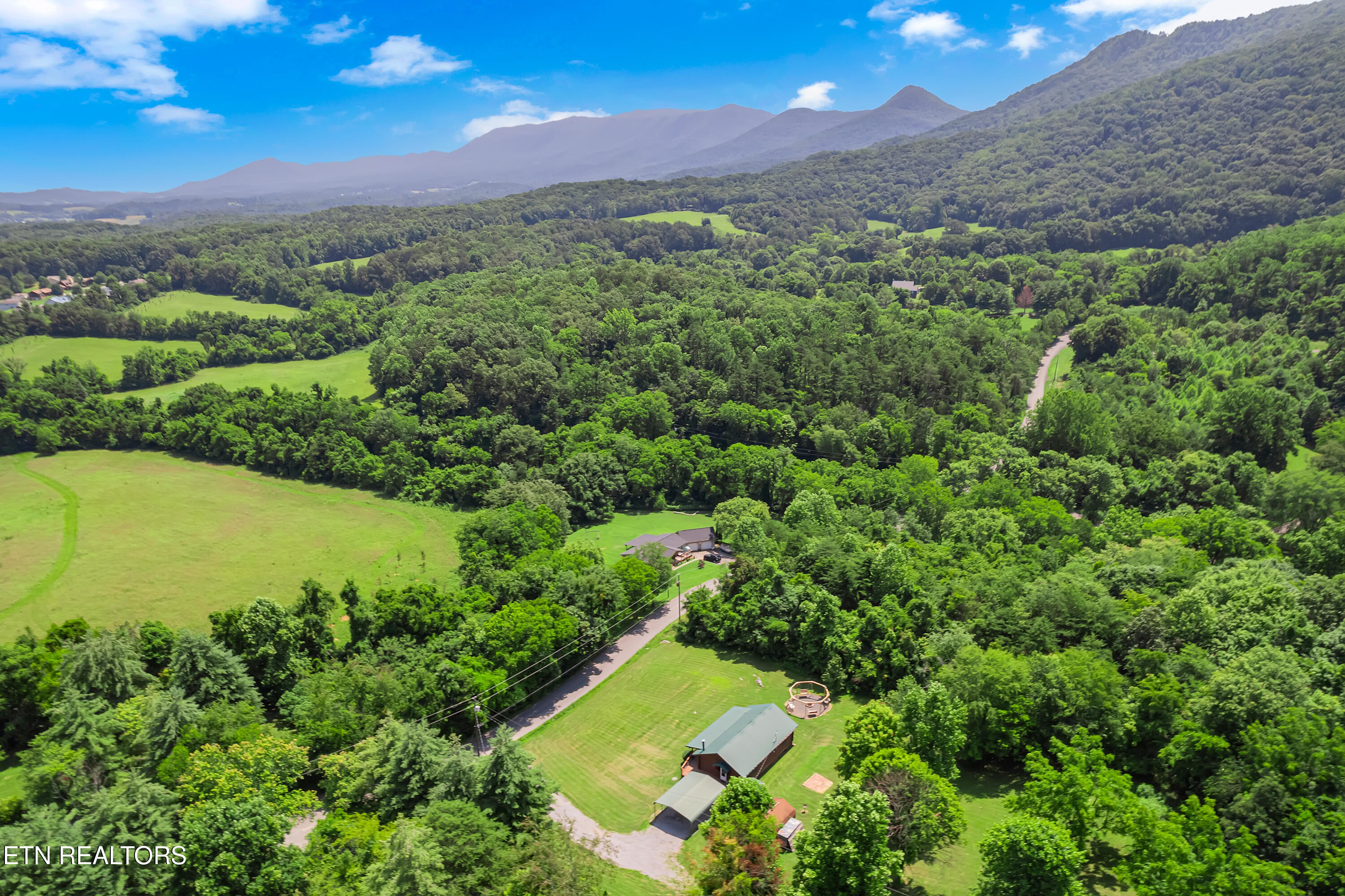 509 Thomas Loop Road Sevierville, TN 37876 - Photo 35 of 38 509 Thomas Loop Rd-132