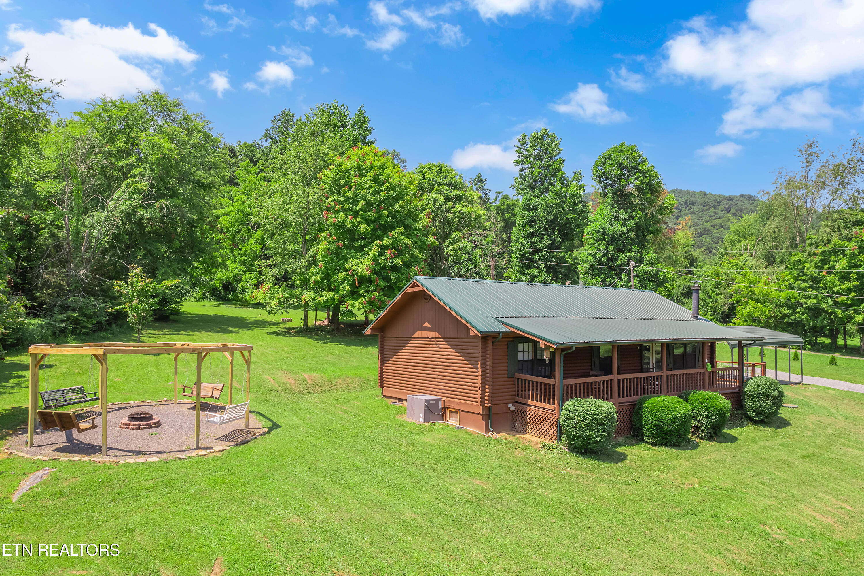 509 Thomas Loop Road Sevierville, TN 37876 - Photo 4 of 38 509 Thomas Loop Rd-129