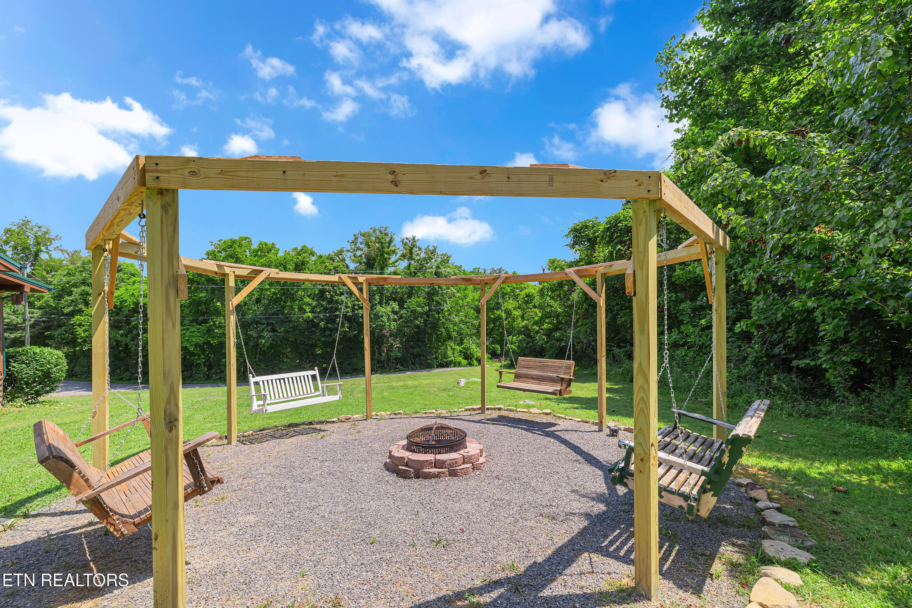 509 Thomas Loop Road Sevierville, TN 37876 - Photo 6 of 38 509 Thomas Loop Rd-128