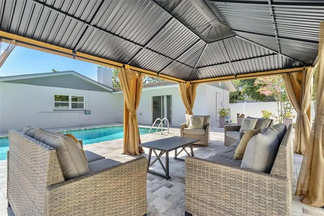 $3,850 | 5127 Caesar Way South, St. Petersburg, FL 33712