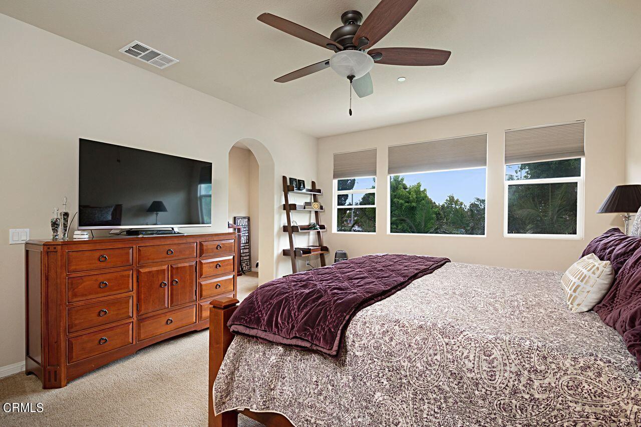 3430 Aviara Lane Oxnard, CA 93036 - Photo 26 of 58 27_10822964_152047_152047-EM-127