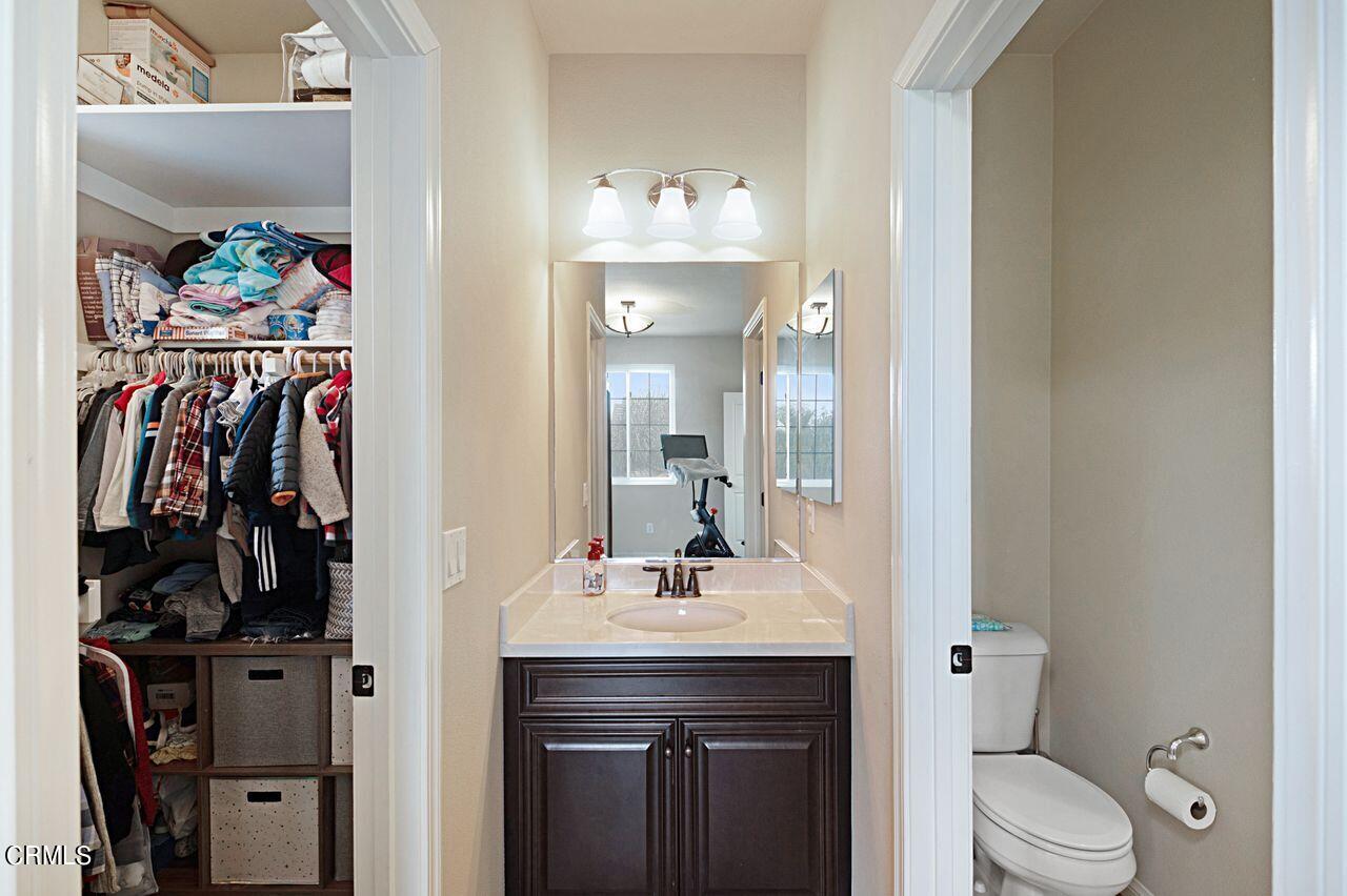 3430 Aviara Lane Oxnard, CA 93036 - Photo 35 of 58 36_10822974_152047_152047-EM-136