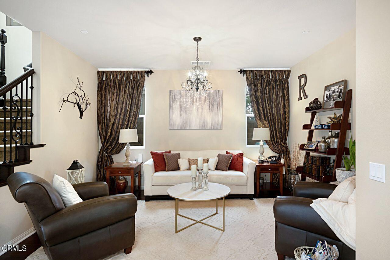 3430 Aviara Lane Oxnard, CA 93036 - Photo 6 of 58 7_10822940_152047_152047-EM-107