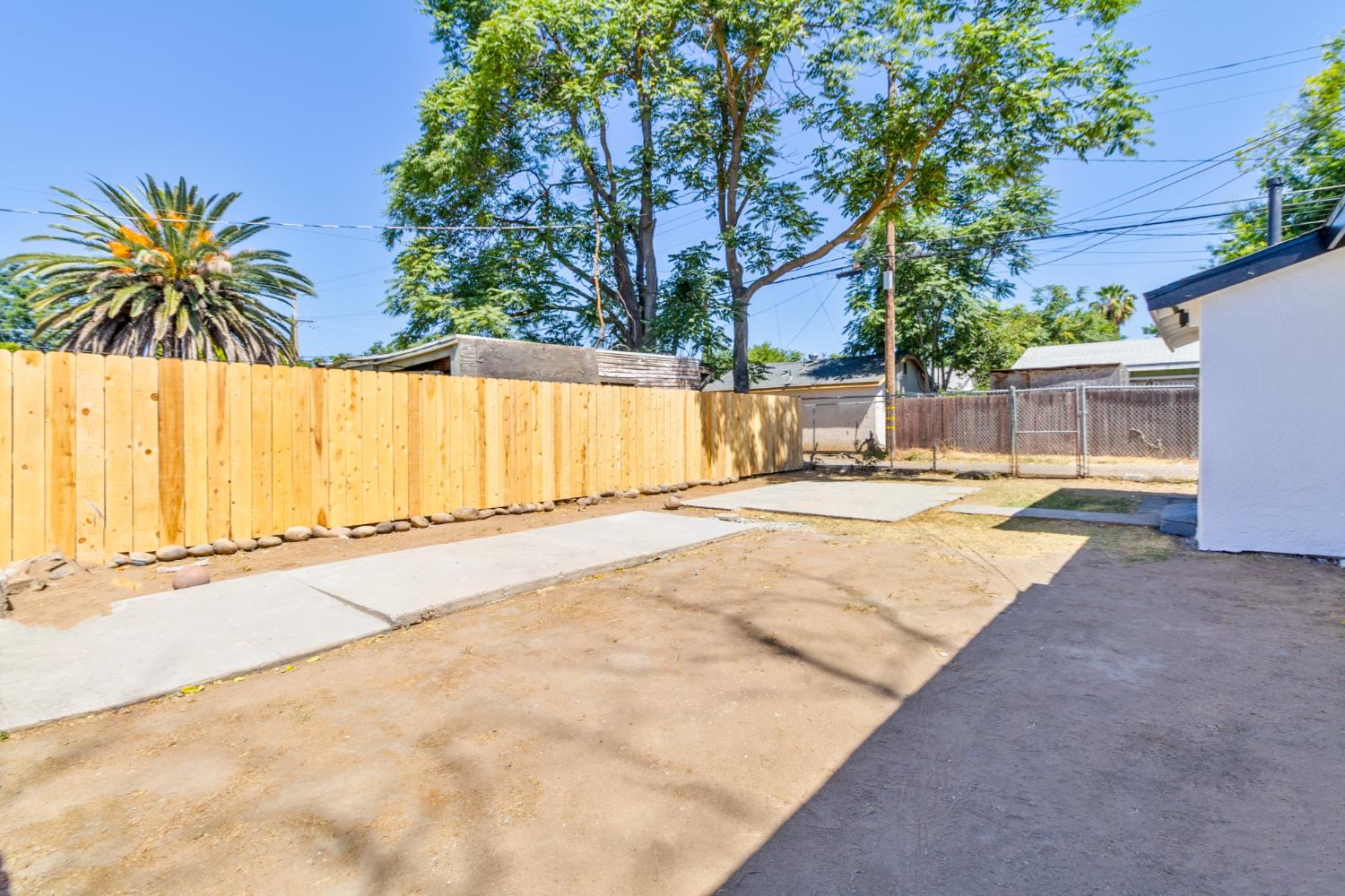 4543 East Inyo Street Fresno, CA 93702 - Photo 22 of 25