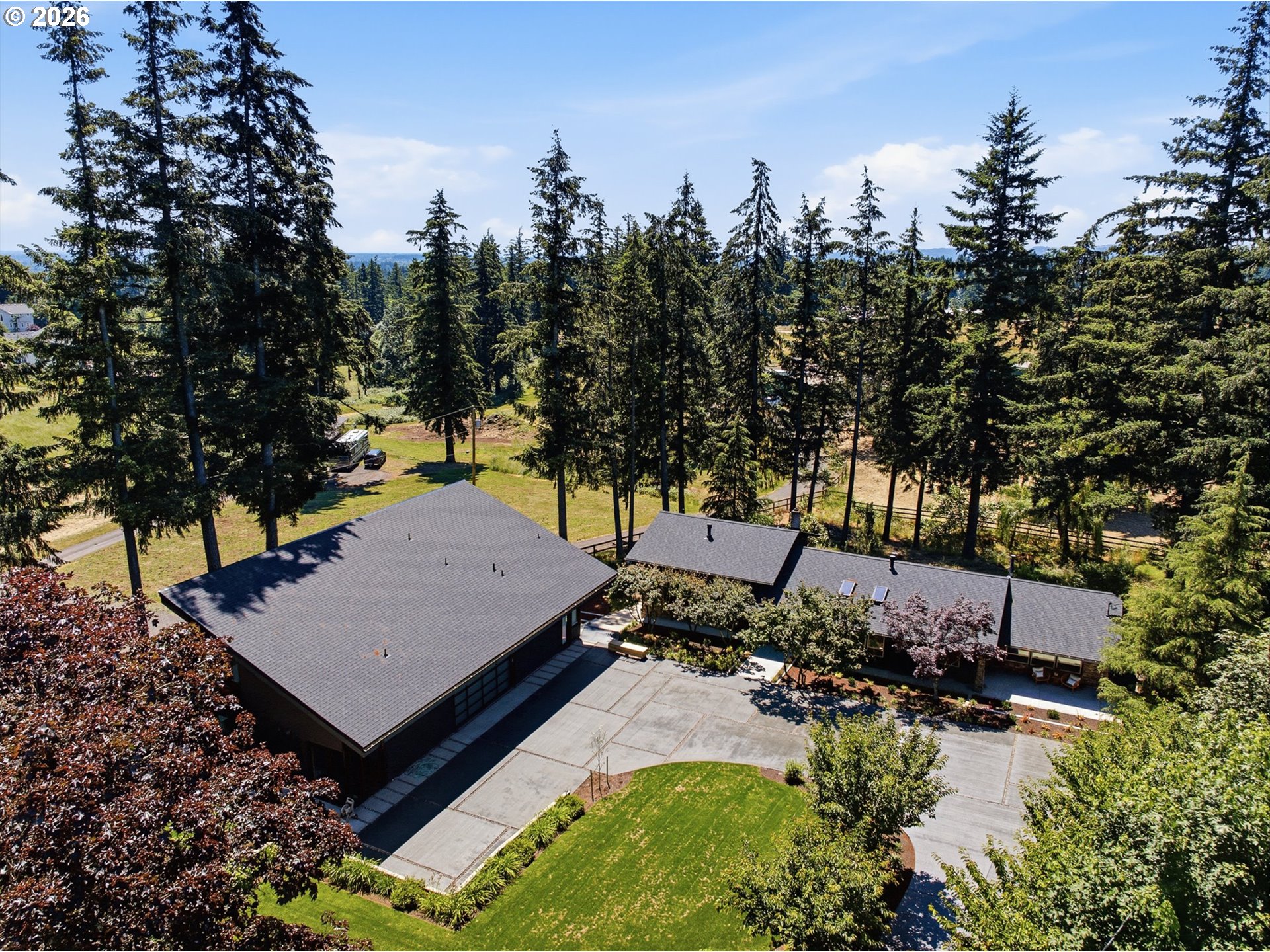 24515 Southwest Mountain Road West Linn, OR 97068 - Photo 2 of 41