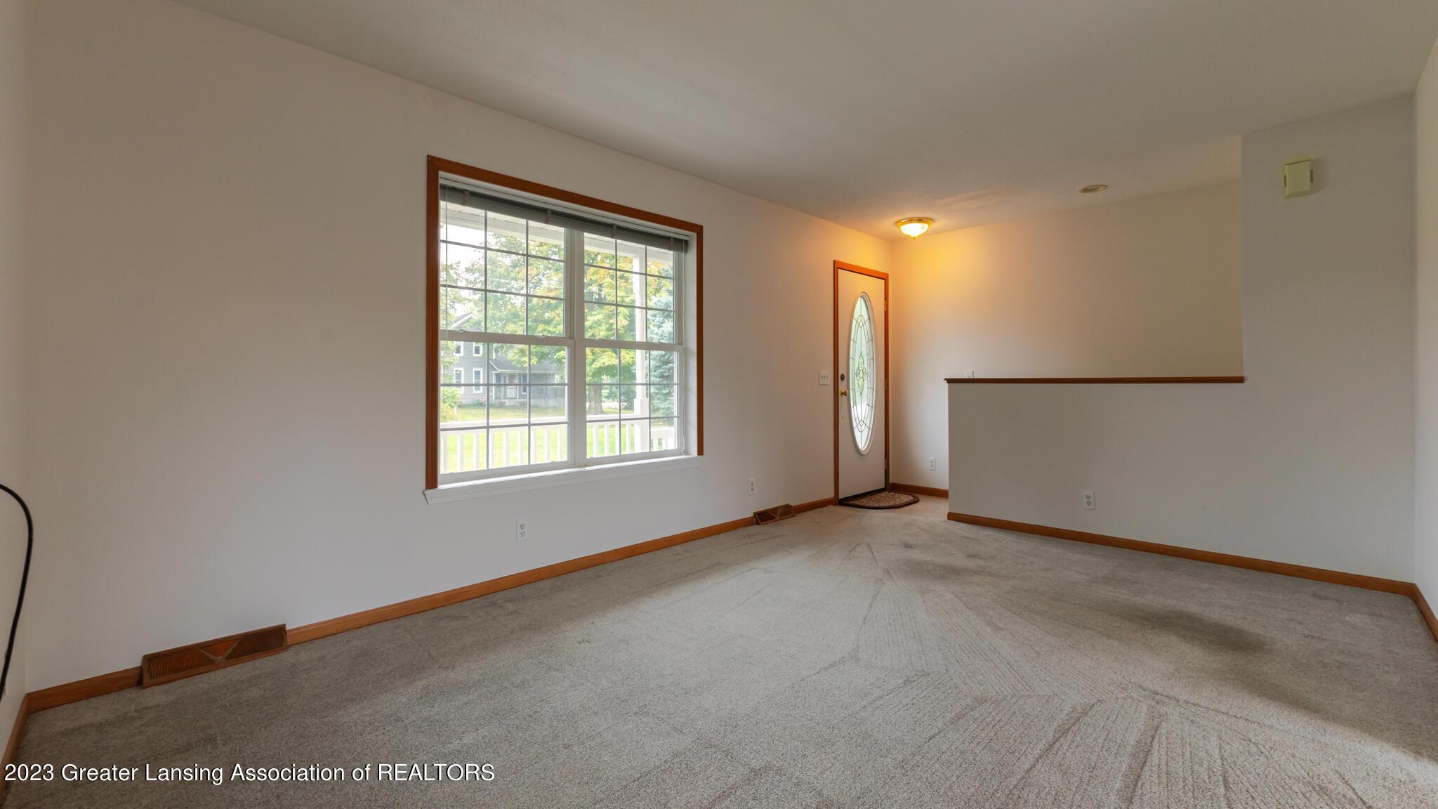 4822 State Road Leslie, MI 49251 - Photo 3 of 23 4822State04