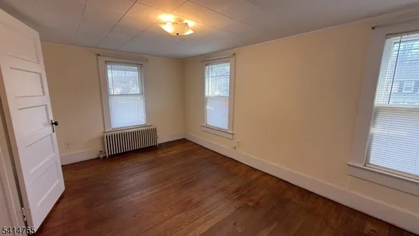 $1,900 | 95 Highway 15, Lafayette, NJ 07848