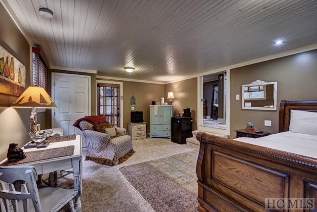 210 Turtle Pond Road Highlands, NC 28741 - Photo 18 of 19 Gallery Image 18