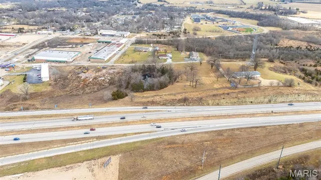 $195,000 | 2 Pointview Drive, Bonne Terre, MO 63628