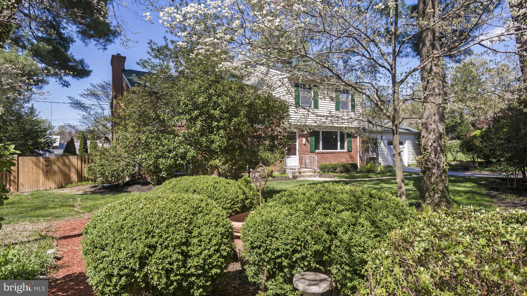 14 Rolling Rd. Catonsville, MD 21228 - Photo 2 of 30 Exterior (Front)