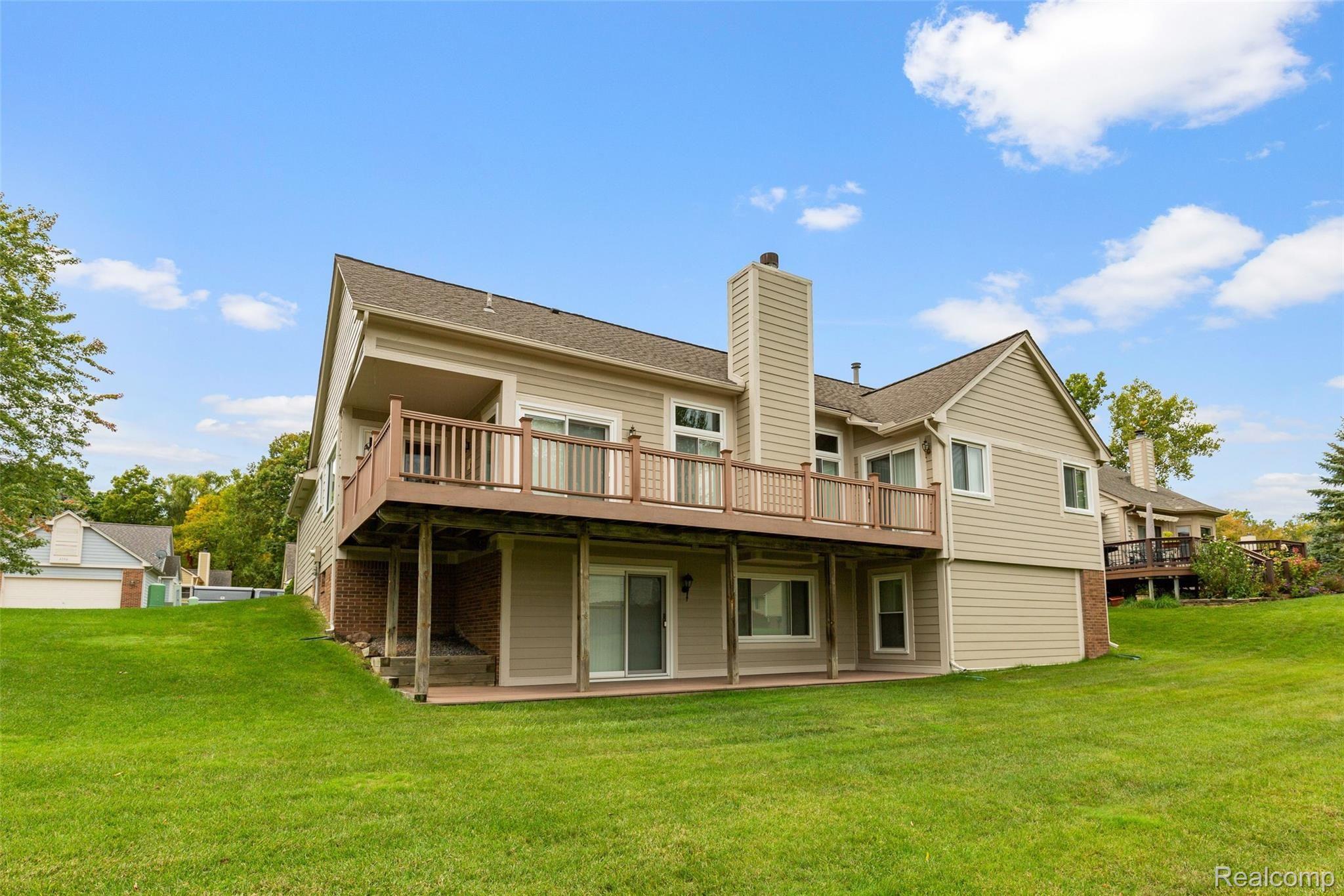 3327 Fairgrove Terrace Rochester, MI 48309 - Photo 3 of 55 592A6194.jpg