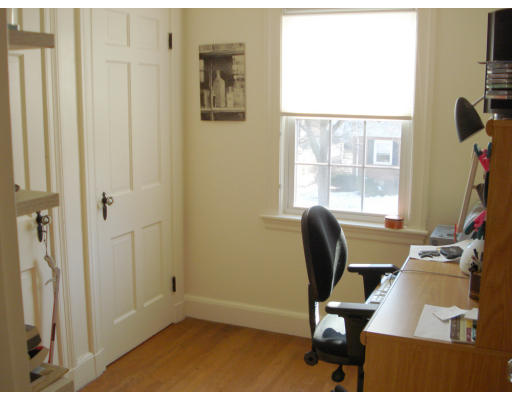 20 Marshfield Road Newton, MA 02459 - Photo 13 of 14