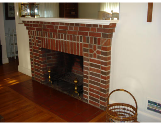 20 Marshfield Road Newton, MA 02459 - Photo 6 of 14