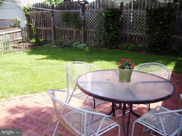 533 Kenmore Road Merion Station, PA 19066 - Photo 20 of 25 Patio
