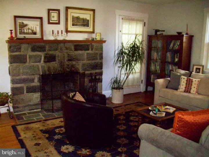 533 Kenmore Road Merion Station, PA 19066 - Photo 4 of 25 Gallery Image 4