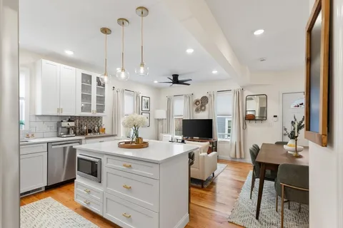 $574,900 | 44 Henderson Street, Unit 44, Somerville, MA 02145