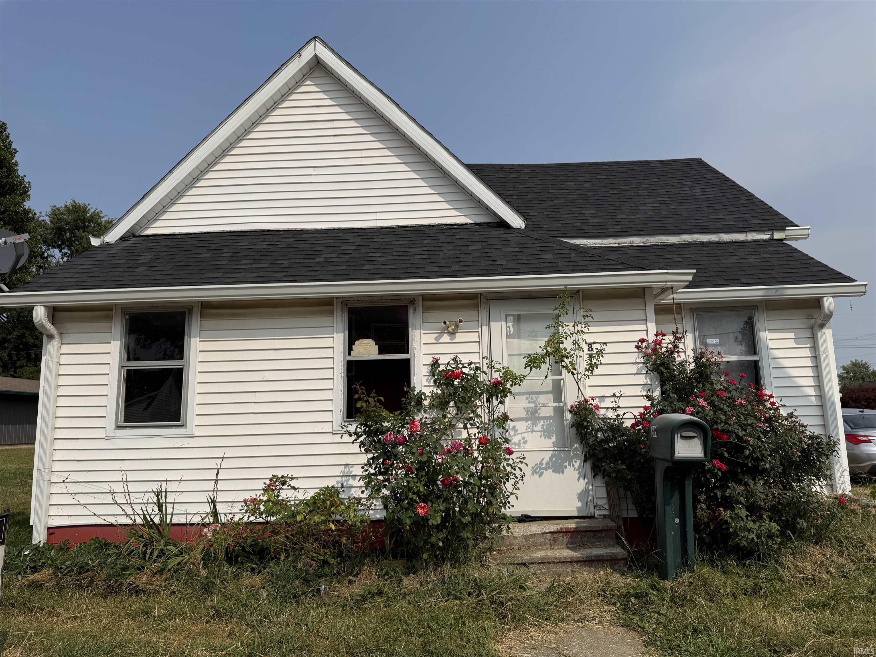 819 South Main Street Bicknell, IN 47512 - Photo 2 of 8