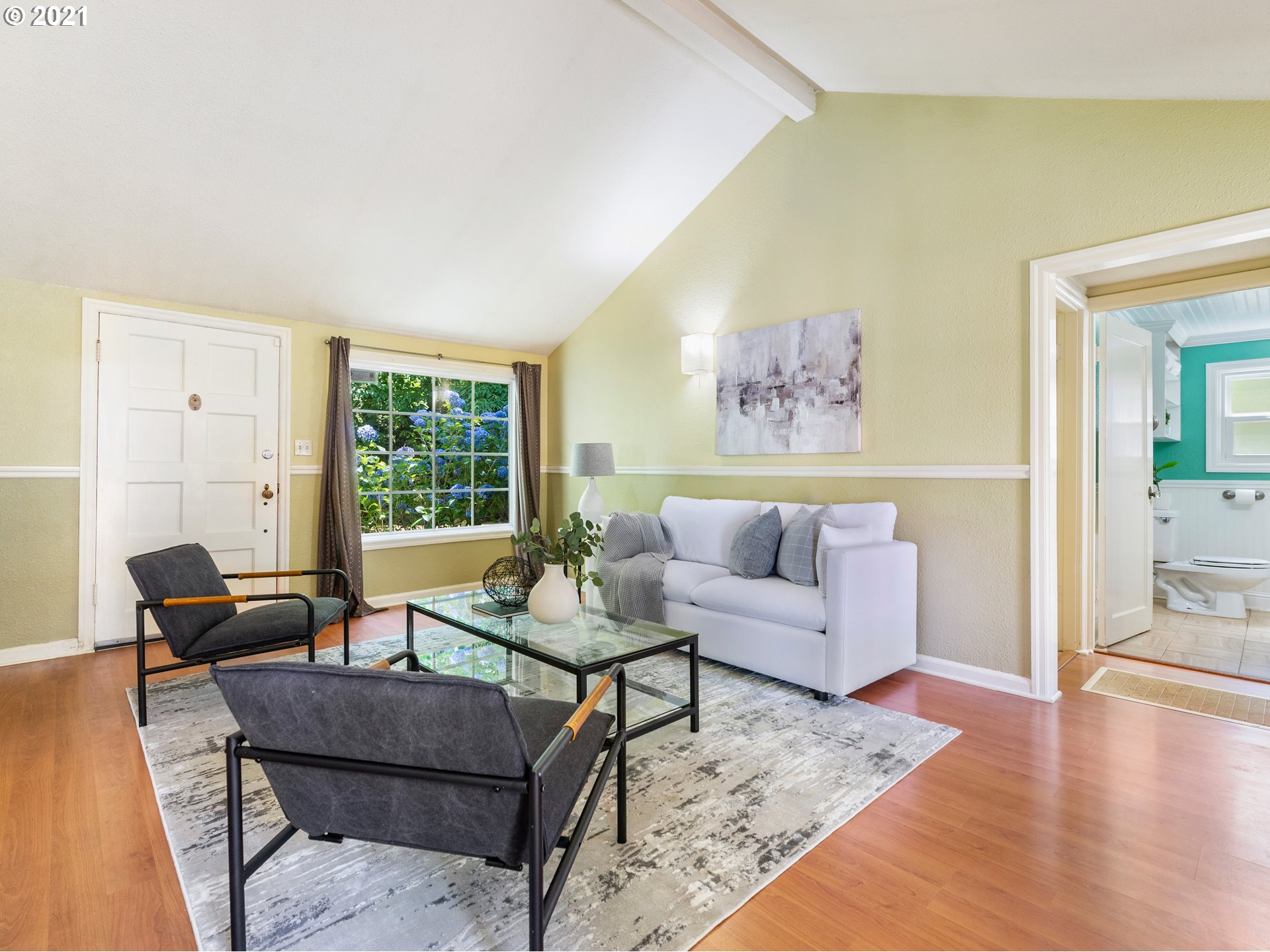 4823 Southwest Shattuck Road Portland, OR 97221 - Photo 4 of 28