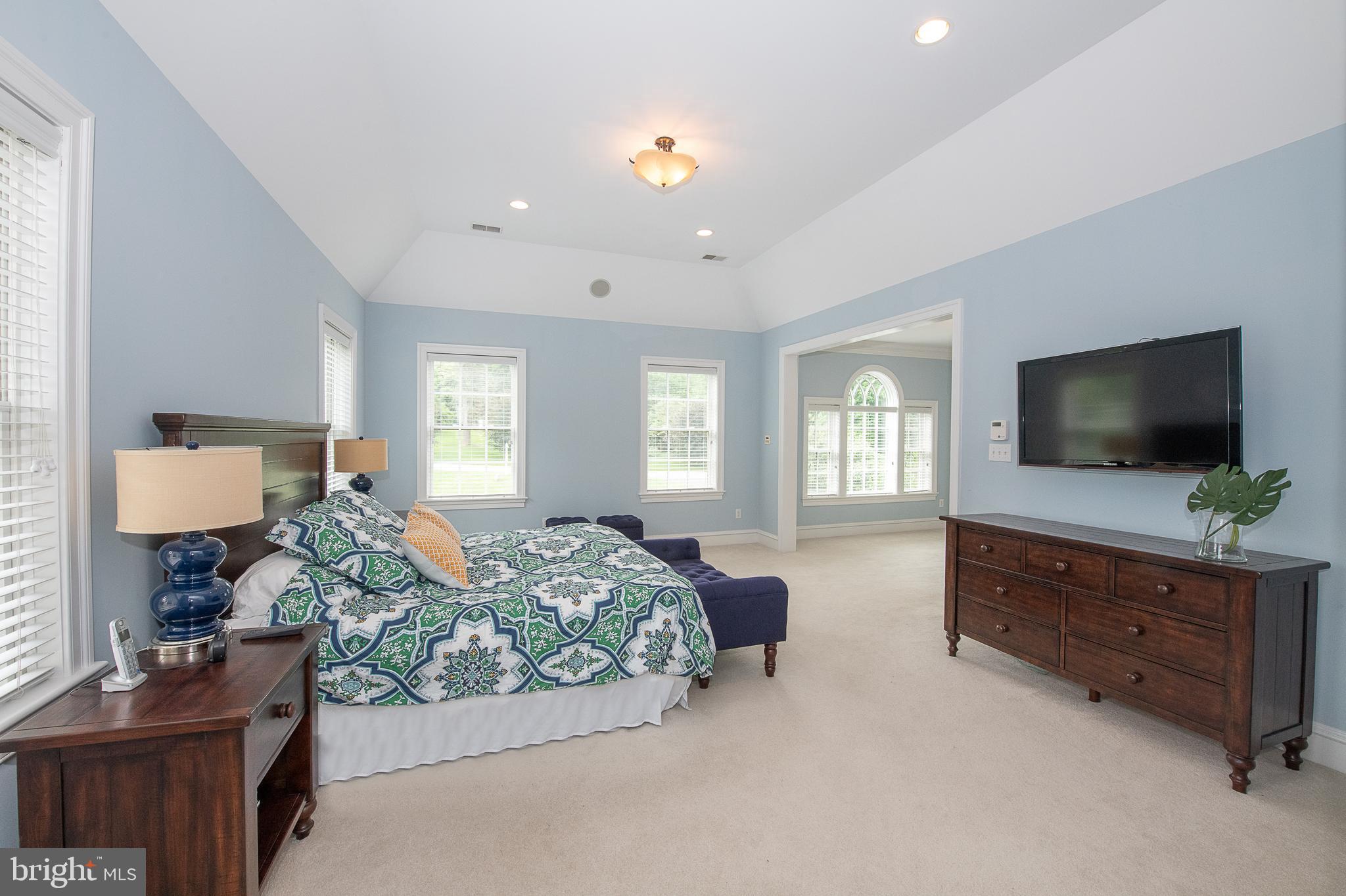 565 Huston Road Wayne, PA 19087 - Photo 14 of 28 Primary Bedroom with Sitting Room