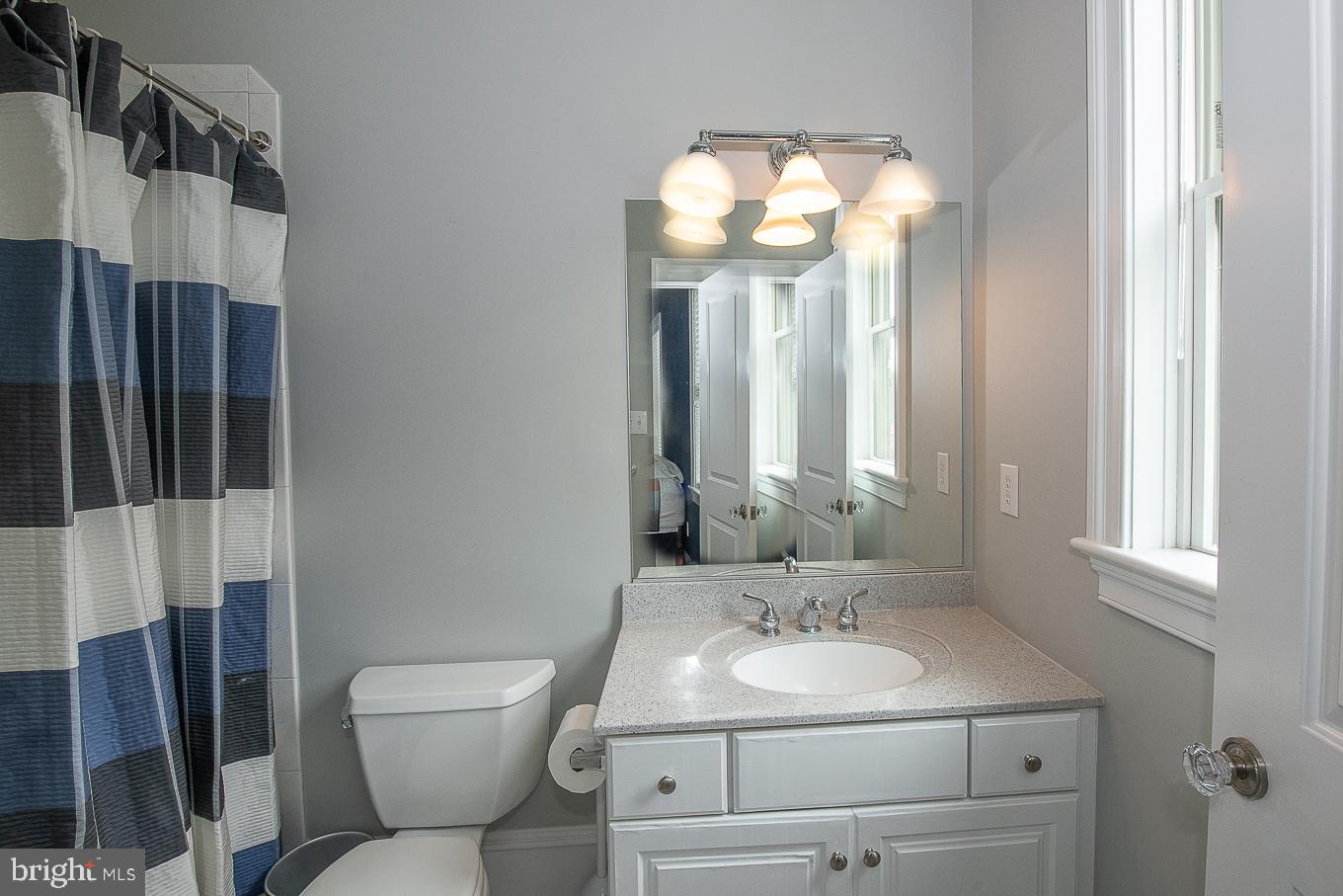 565 Huston Road Wayne, PA 19087 - Photo 22 of 28 Bedroom 5 en suite