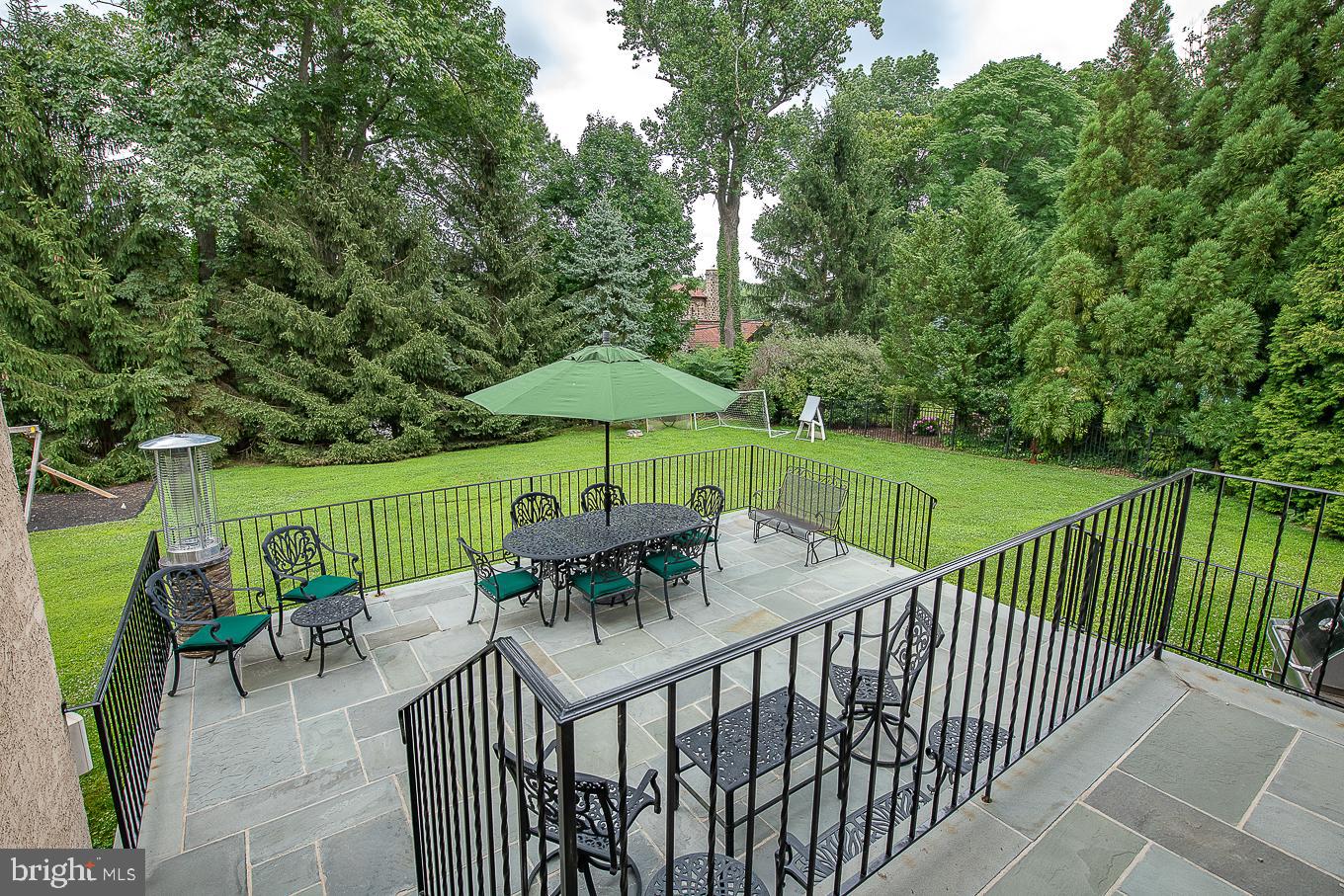 565 Huston Road Wayne, PA 19087 - Photo 26 of 28 Patio