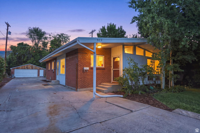 502 North Main Street Bountiful, UT 84010 - Photo 1 of 37