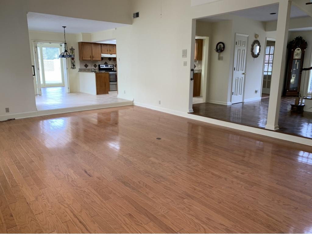 105 Scotland Road Kingsport, TN 37660 - Photo 15 of 36 Livingroom