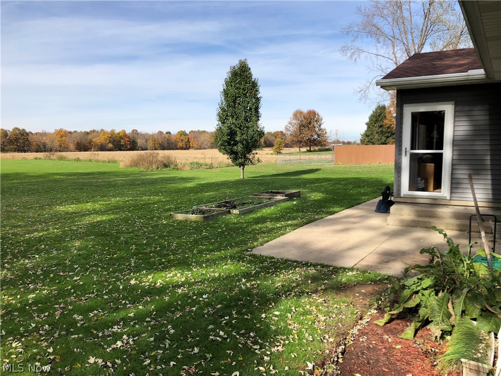 4329 Ridge Road Cortland, OH 44410 - Photo 3 of 26 Gallery Image 3
