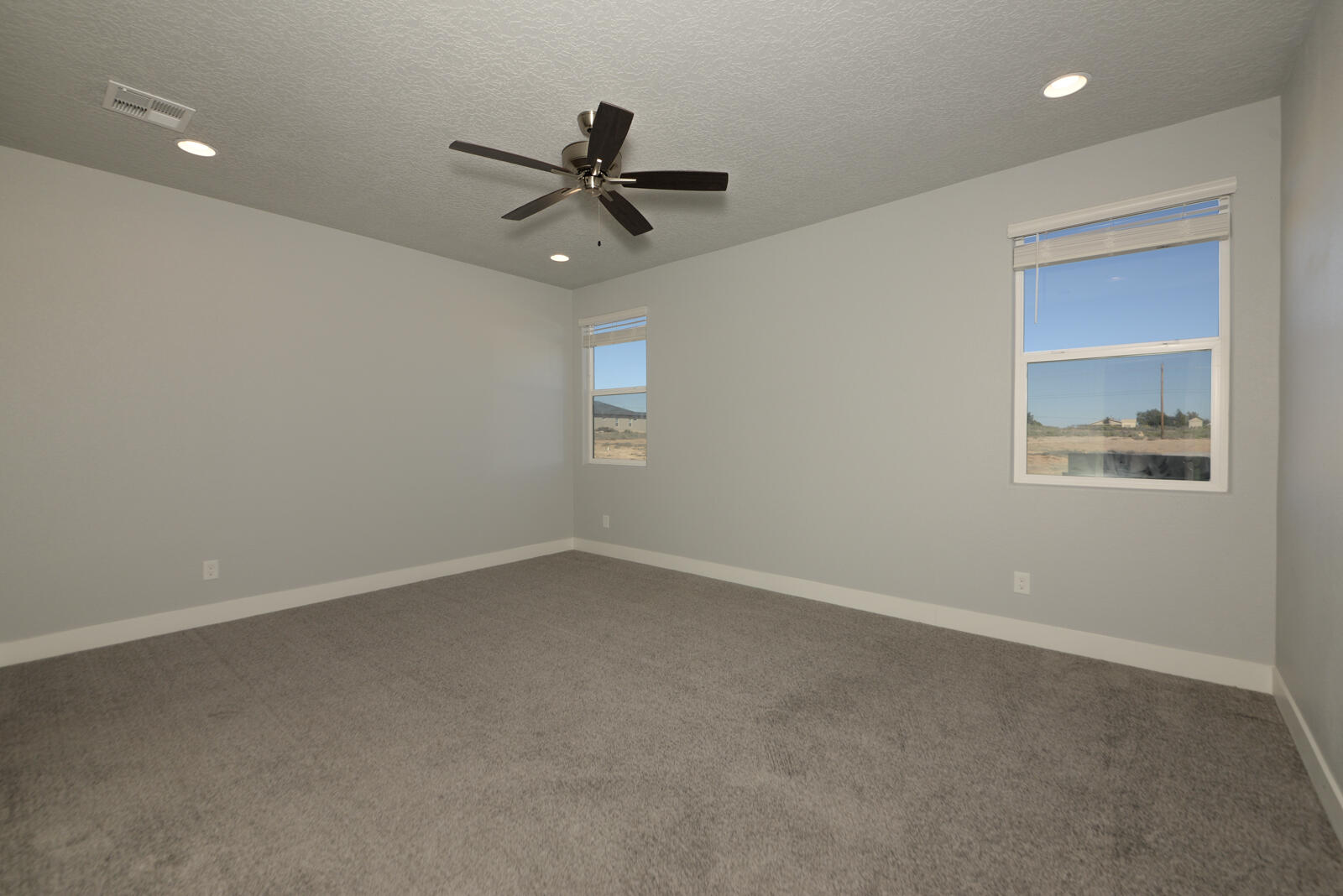 505 9th Avenue Northeast Rio Rancho, NM 87124 - Photo 19 of 23 Gallery Image 19