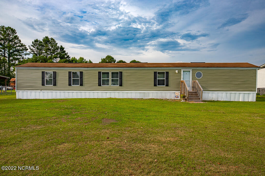 318 Antioch Road New Bern, NC 28560 - Photo 1 of 12 Front of home