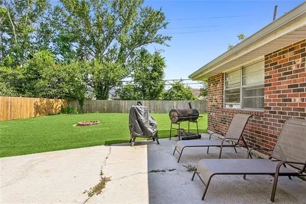 $2,000 | 202 Laurel Court, Luling, LA 70070