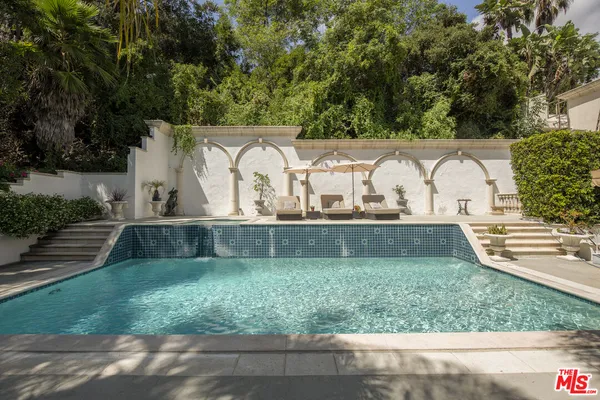 $3,995,000 | 3780 1/2 Multiview Drive, Los Angeles, CA 90068