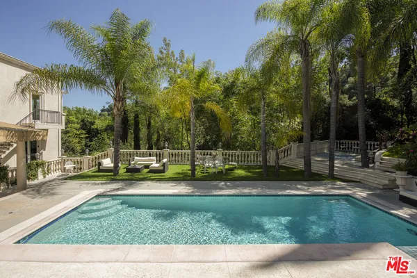$3,995,000 | 3780 1/2 Multiview Drive, Los Angeles, CA 90068
