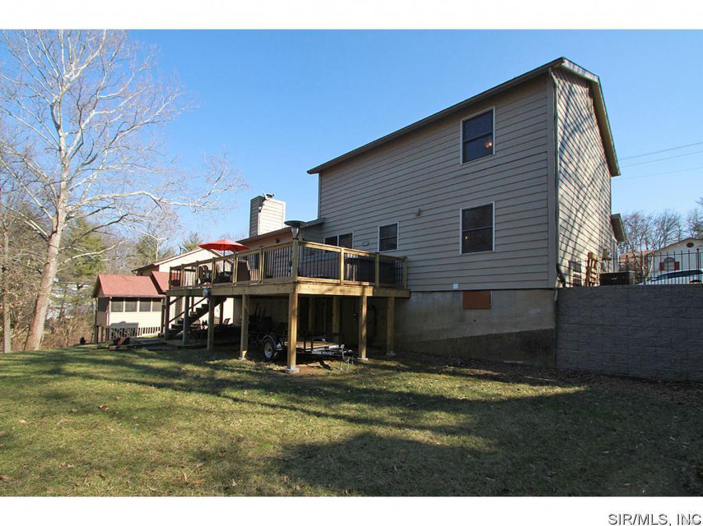 1985 Banyan Tree Road Collinsville, IL 62234 - Photo 9 of 36 Gallery Image 9