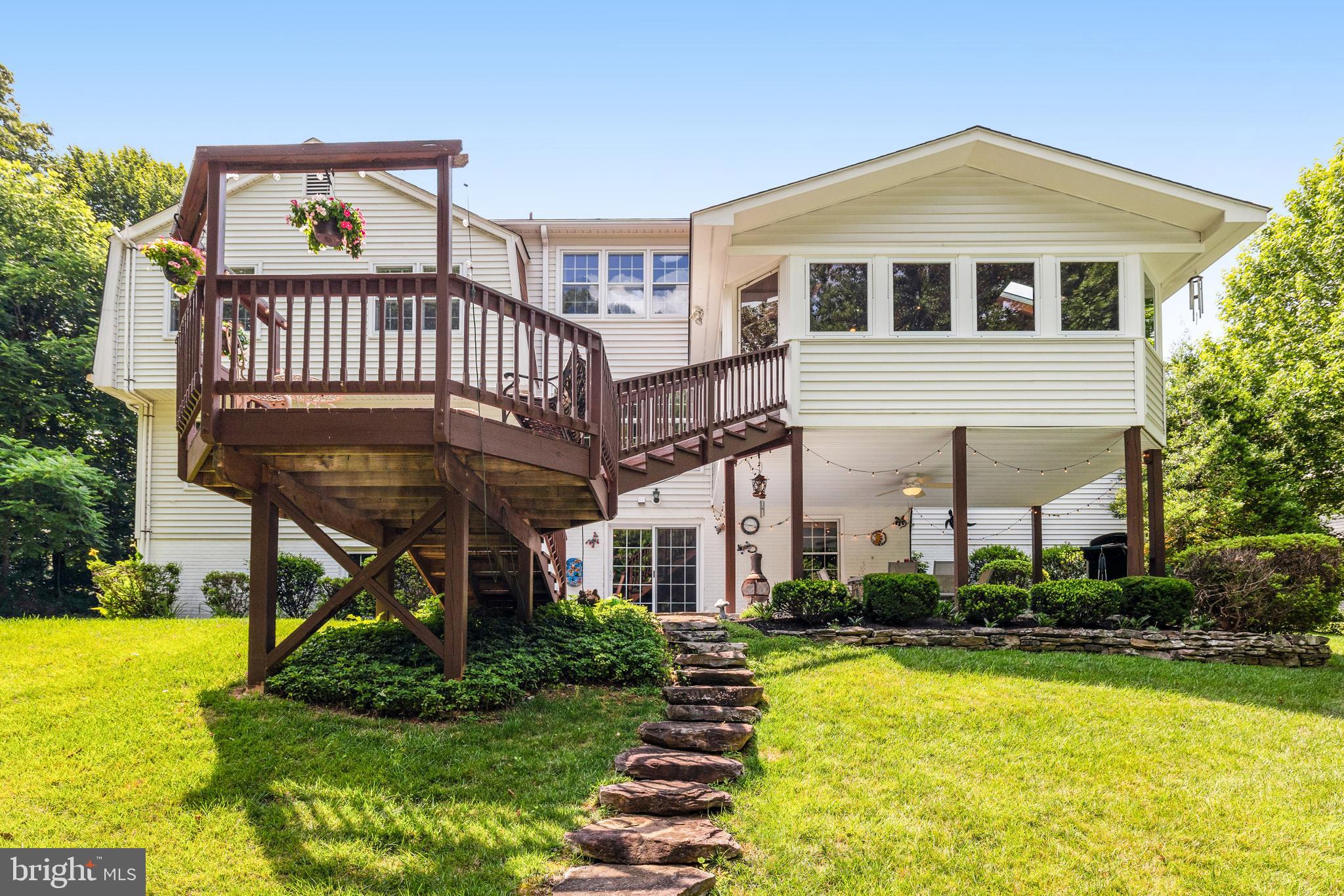 5258 O'Faly Road Fairfax, VA 22030 - Photo 48 of 57 Rear view r with elevated deck
