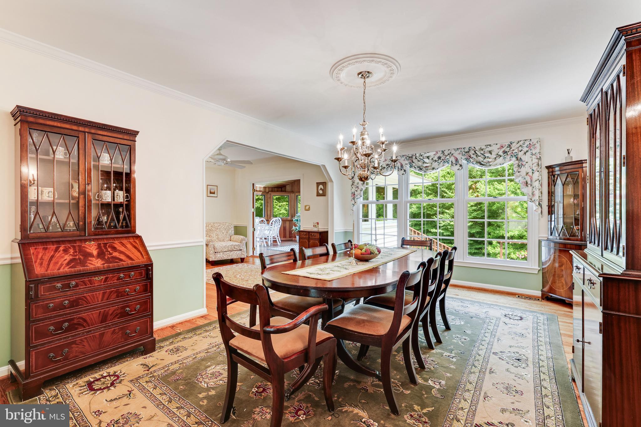 5258 O'Faly Road Fairfax, VA 22030 - Photo 6 of 57 Elegant hardwood floors