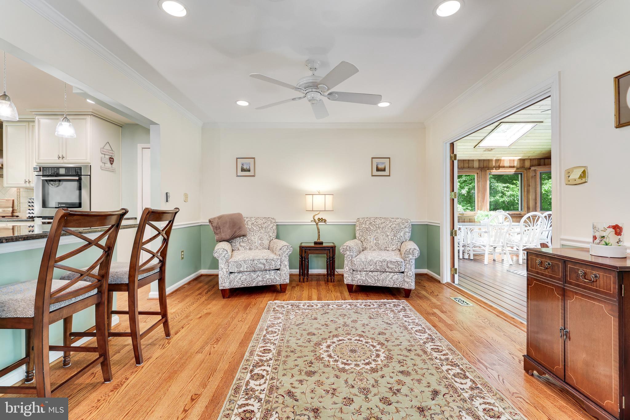 5258 O'Faly Road Fairfax, VA 22030 - Photo 8 of 57 Sitting room adjacent to kitchen