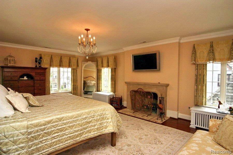 460 Linden Road Birmingham, MI 48009 - Photo 11 of 20 Master Bedroom