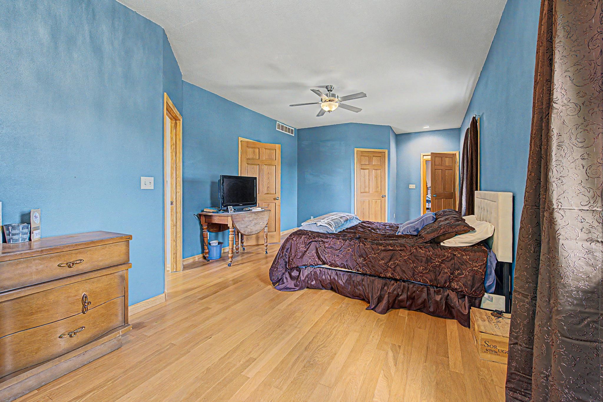 2128 Lancaster Heights Road Freeport, IL 61032 - Photo 12 of 32