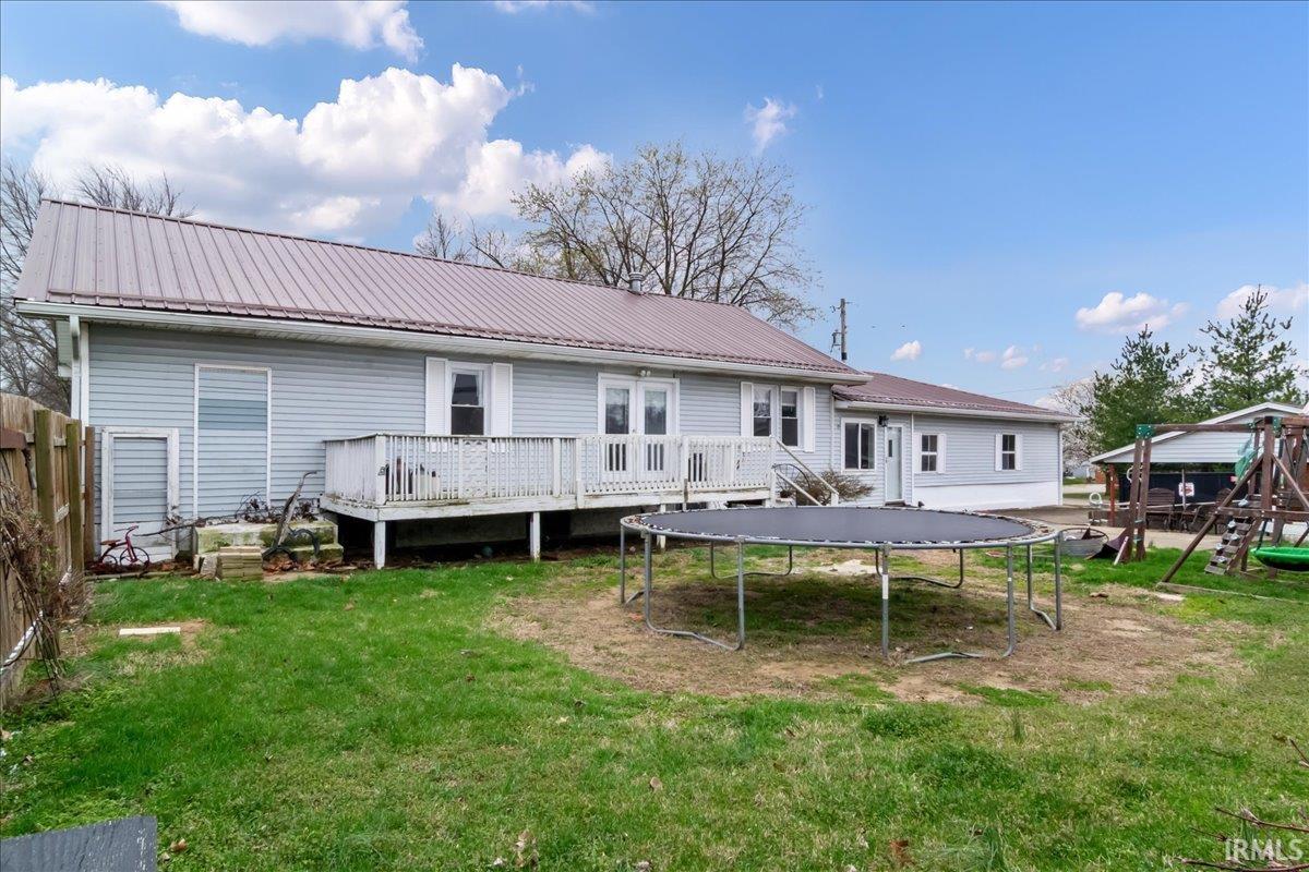 907 East Locust Street Fort Branch, IN 47648 - Photo 1 of 17