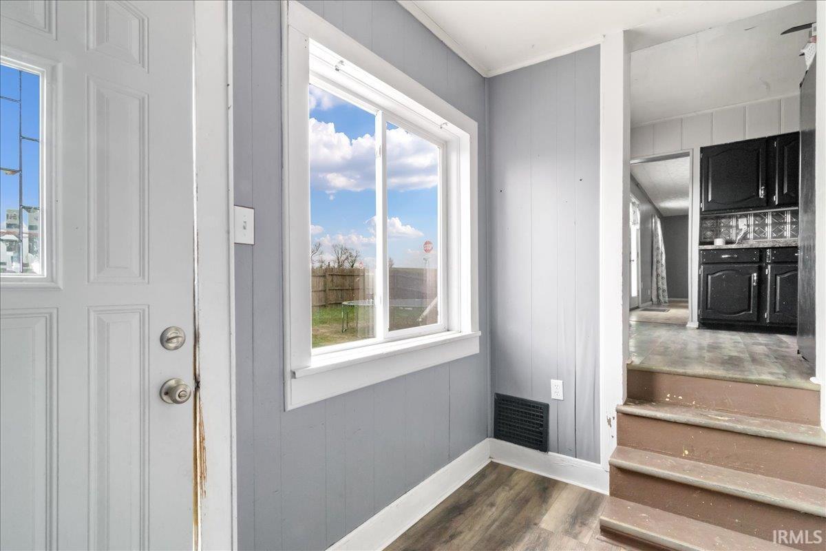 907 East Locust Street Fort Branch, IN 47648 - Photo 15 of 17