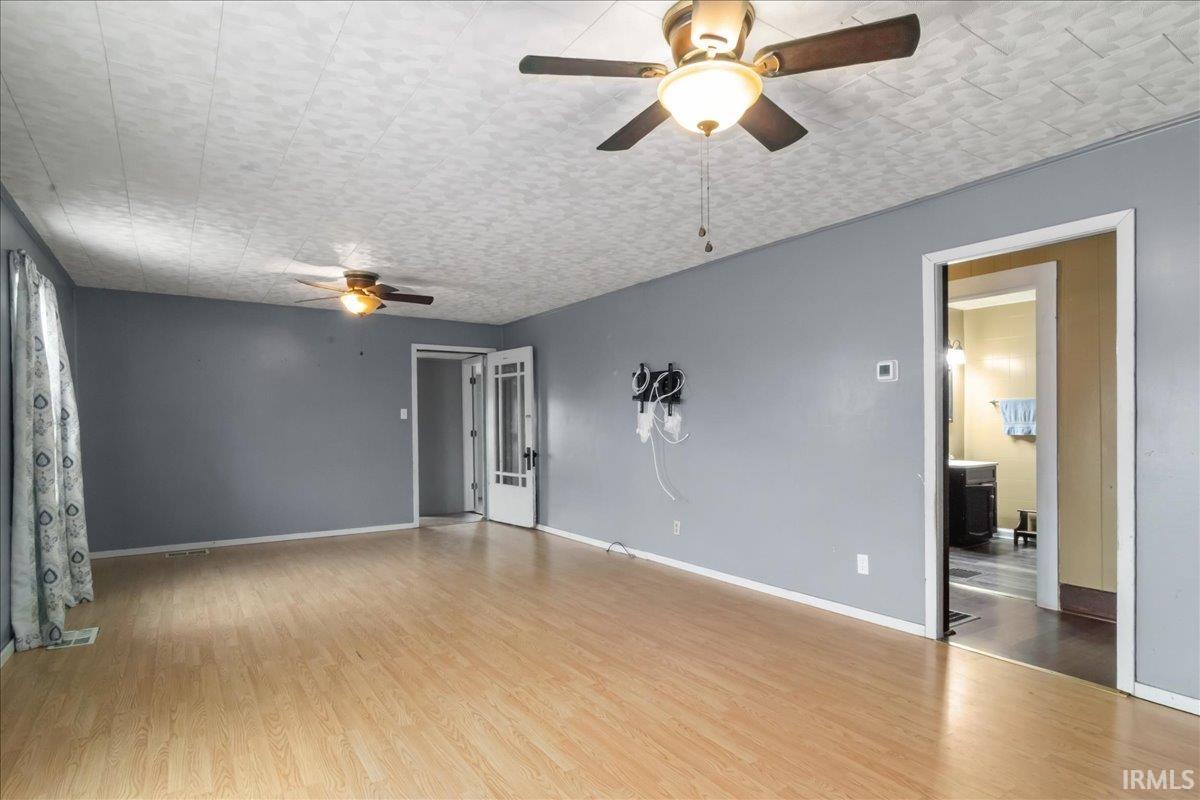 907 East Locust Street Fort Branch, IN 47648 - Photo 6 of 17