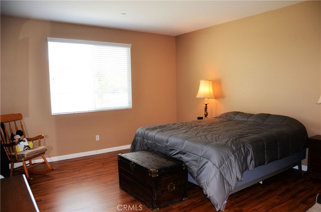 5526 Mountain View Avenue Riverside, CA 92504 - Photo 11 of 26 Primary Bedroom.