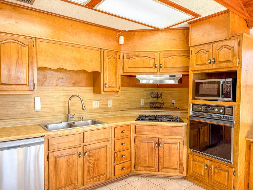 425 River Road Carrabelle, FL 32322 - Photo 22 of 35