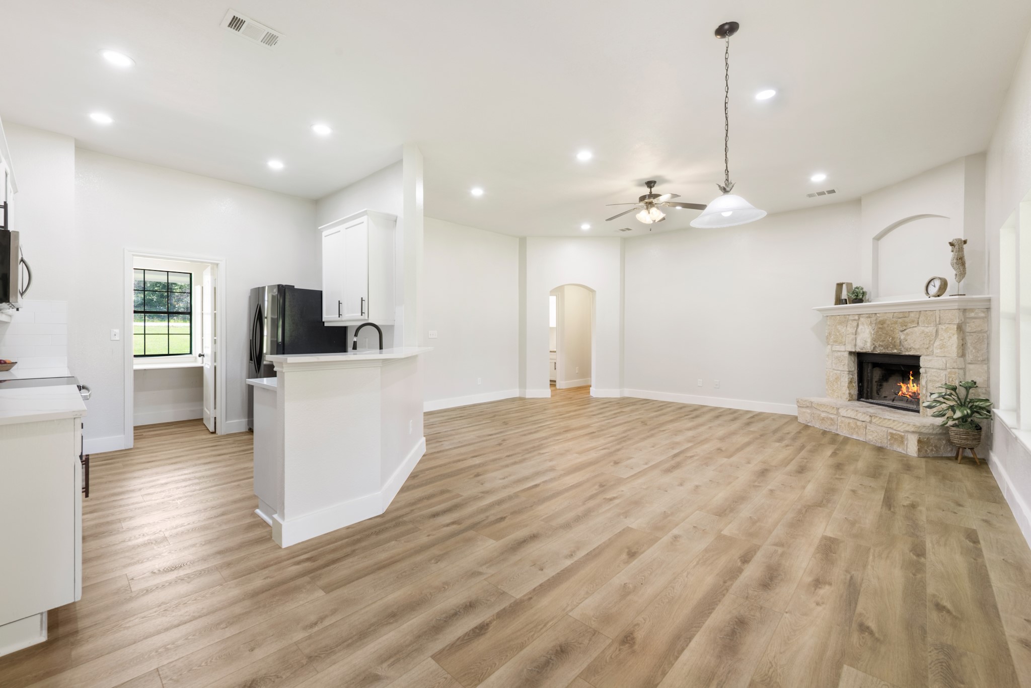 13732 Ferrill Creek Road Bryan, TX 77808 - Photo 4 of 20