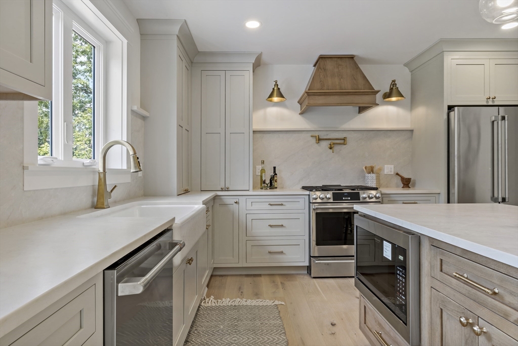 22 BUCKLIN Drive Rehoboth, MA 02769 - Photo 6 of 38