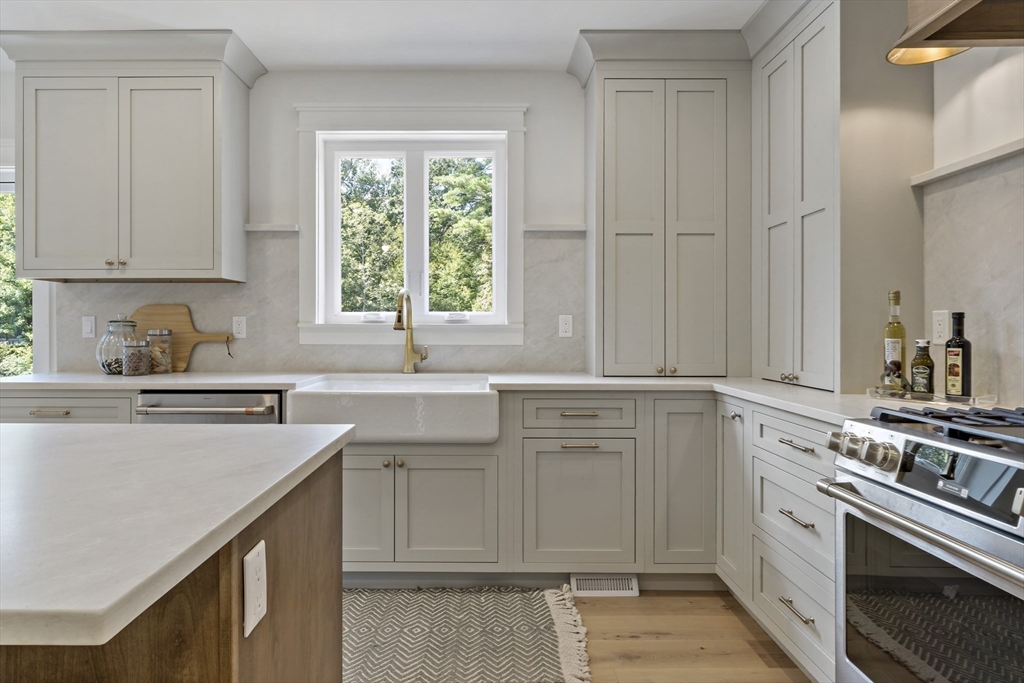 22 BUCKLIN Drive Rehoboth, MA 02769 - Photo 8 of 38