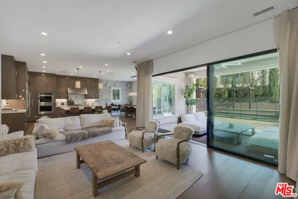 $12,500 | 20559 West Wood Rose Court, Porter Ranch, CA 91326