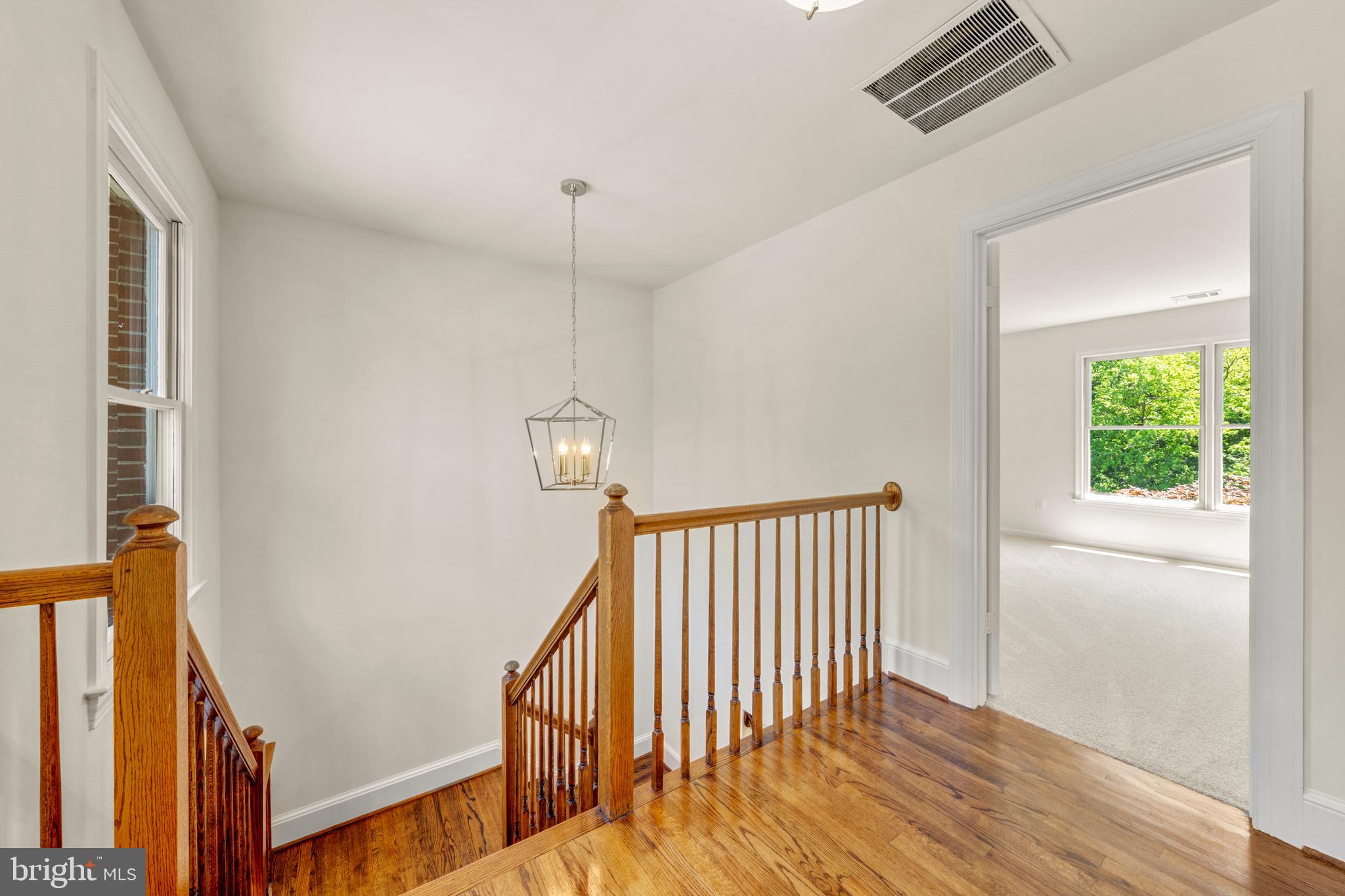 7216 Evans Mill Road McLean, VA 22101 - Photo 22 of 56 Upper Level