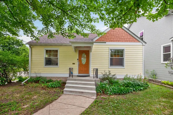 $299,900 | 3901 Quail Avenue North, Minneapolis, MN 55422